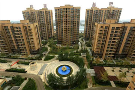 濠江花园高一楼117平米三室南北通透新装未住